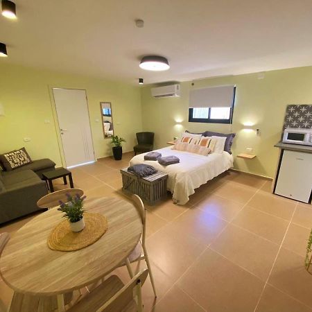 בקתת וולקנו בגולן Volcano Cabin Golan-Heights Sha'al Exteriör bild